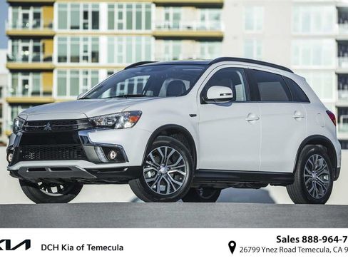 Used 2019 Mitsubishi Outlander Sport ES FWD image 1