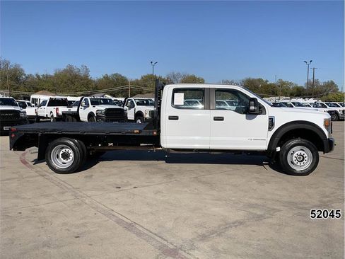 Used 2022 Ford F550 4x4 Crew Cab Super Duty w/ Power Equipment Group image 5