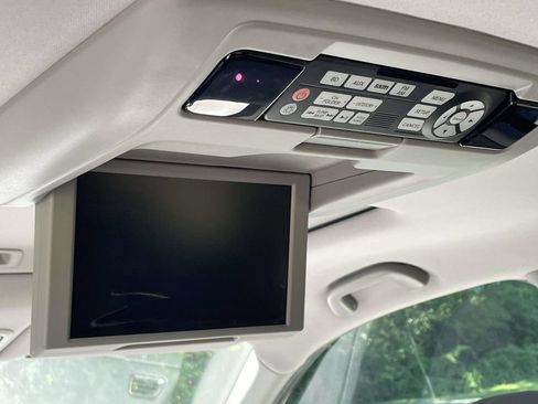 Used 2018 Honda Pilot Touring image 13