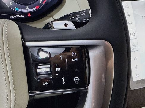 New 2026 Land Rover Range Rover SE AWD/4WD image 12