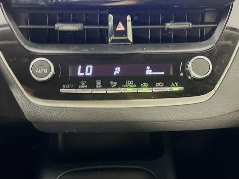 Used 2024 Toyota Corolla LE image 22