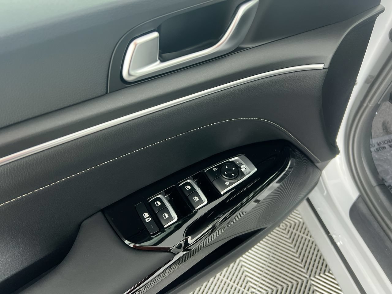 New 2026 Kia K5 GT-Line FWD image 16