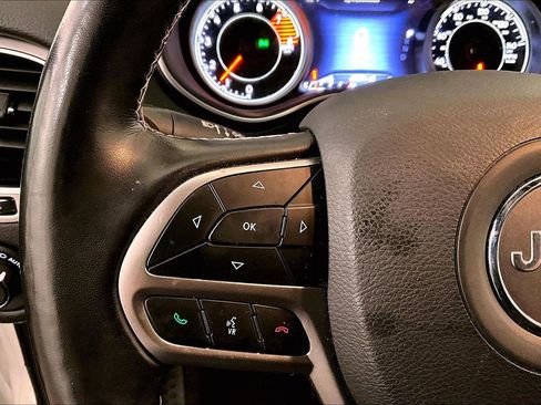 Used 2021 Jeep Cherokee Latitude Lux 80th Anniv w/ Quick Order Package 26U 80TH image 17