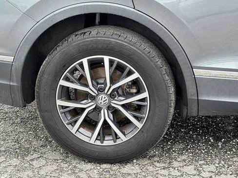 Used 2020 Volkswagen Tiguan SE AWD/4WD image 7