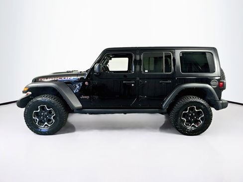 Used 2023 Jeep Wrangler Unlimited Rubicon w/ Cold Weather Group AWD/4WD image 8