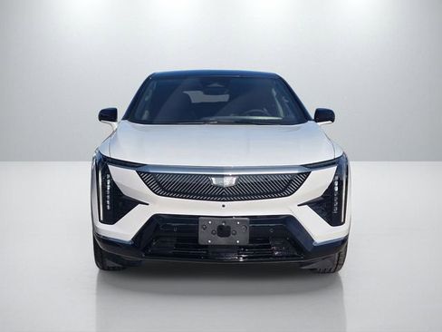 New 2026 Cadillac Optiq Luxury 1 RWD image 2