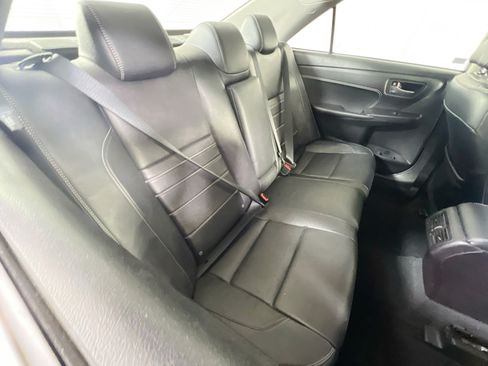 Used 2016 Toyota Camry XLE FWD image 26