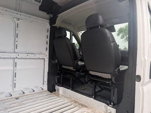 Used 2026 RAM ProMaster 2500 w/ Convenience Group FWD image 7