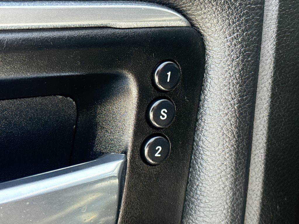 Used 2021 RAM 2500 Laramie w/ Night Edition AWD/4WD image 21