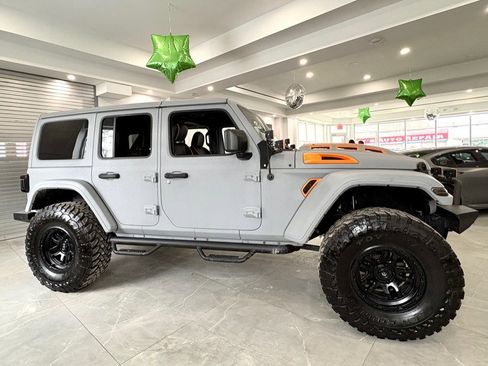 Used 2021 Jeep Wrangler Unlimited Rubicon image 8