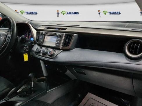 Used 2014 Toyota RAV4 LE image 12