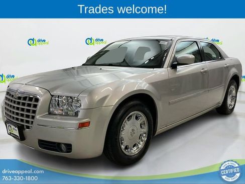 Used 2006 Chrysler 300 Touring image 1