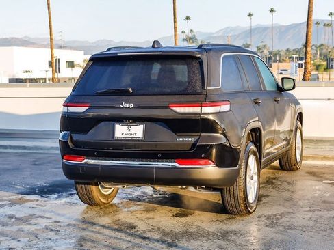 New 2025 Jeep Grand Cherokee Laredo X w/ Luxury Tech Group I image 9