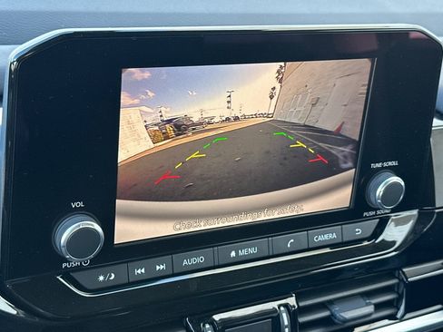 New 2025 Nissan Pathfinder SV image 17