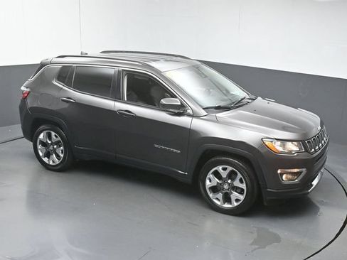 Used 2021 Jeep Compass Limited FWD image 38
