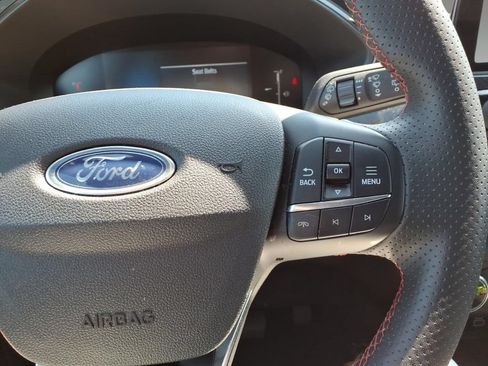 Used 2025 Ford Escape ST-Line AWD/4WD image 19