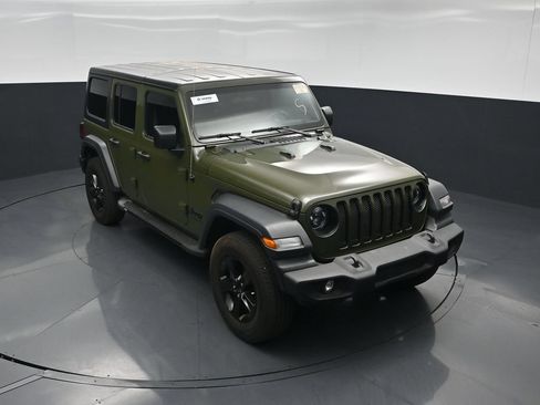 Used 2021 Jeep Wrangler Unlimited Sport AWD/4WD image 34