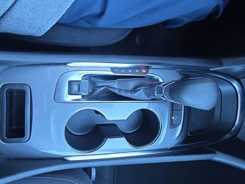 Used 2024 Chevrolet Malibu LT image 25