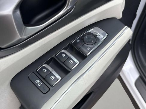 New 2025 Kia Sorento S image 20