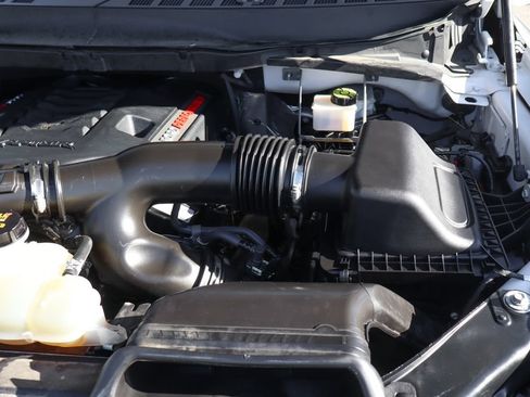 Used 2022 Ford F150 Raptor w/ Equipment Group 801A High AWD/4WD image 15