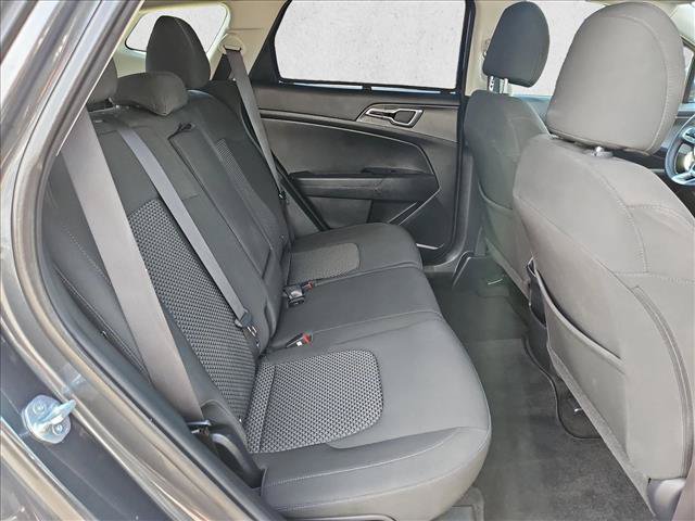 Used 2023 Kia Sportage LX FWD image 26