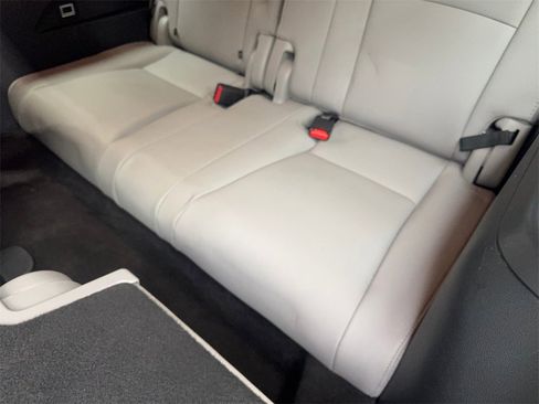 Used 2019 Honda Pilot Elite image 38