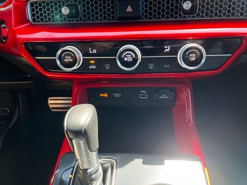 Used 2024 Honda Civic Sport image 27