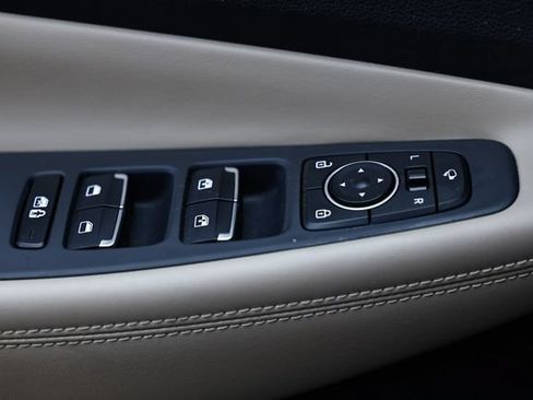 Used 2022 Hyundai Santa Fe Limited FWD image 17