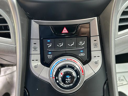 Used 2013 Hyundai Elantra Limited FWD image 20