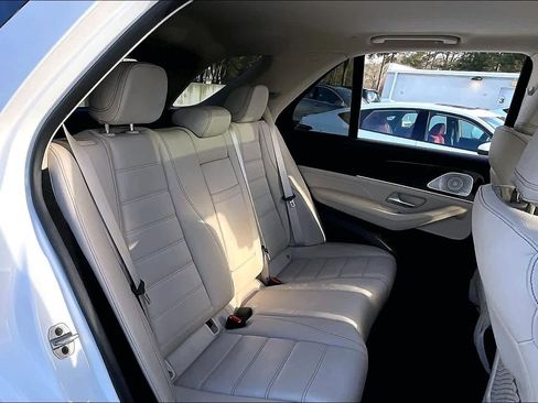 Used 2021 Mercedes-Benz GLE 450 4MATIC image 19