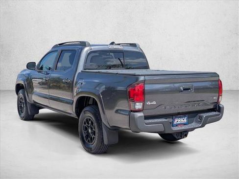 Used 2022 Toyota Tacoma SR5 AWD/4WD image 8