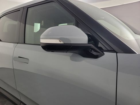 Used 2022 Rivian R1T Adventure image 35