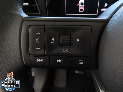 Used 2025 Nissan Kicks SV image 14