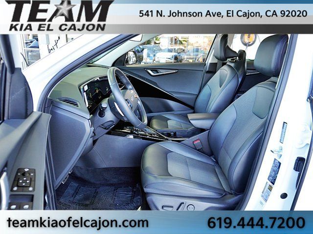 Certified 2025 Kia Niro EX Touring FWD image 15