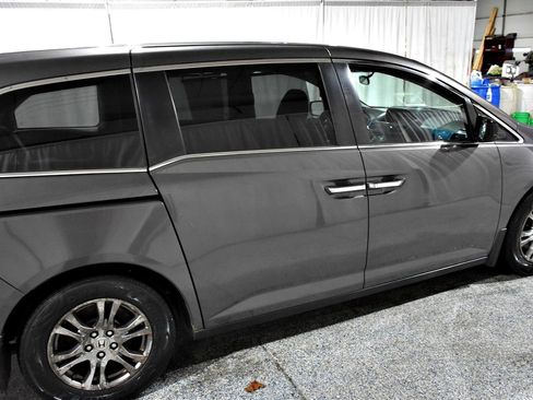 Used 2011 Honda Odyssey EX image 7