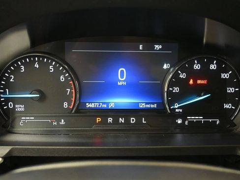 Used 2021 Ford Explorer XLT w/ Equipment Group 202A RWD image 26