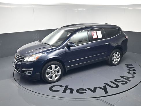 Used 2017 Chevrolet Traverse Premier image 30