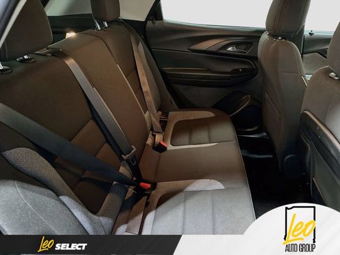 Used 2023 Chevrolet TrailBlazer LT FWD image 27