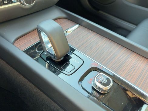 Certified 2023 Volvo S60 B5 Plus w/ Climate Package image 18