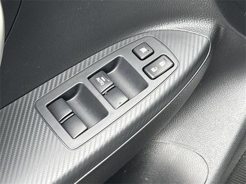 Used 2024 Mitsubishi Eclipse Cross Black Edition image 15