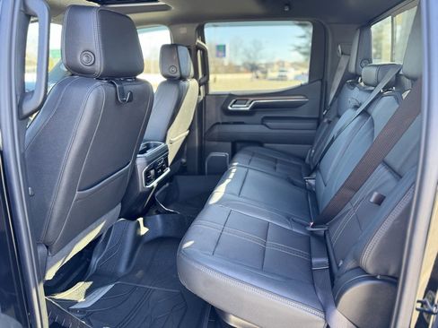 Used 2023 Chevrolet Silverado 1500 High Country w/ High Country Premium Package image 25