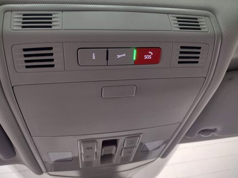 New 2026 Volkswagen Jetta SE image 27