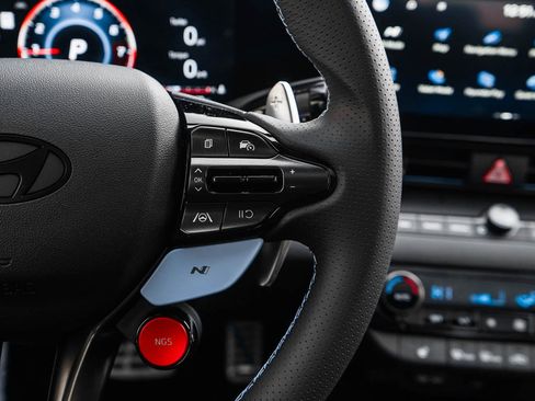 New 2026 Hyundai Elantra N FWD image 19