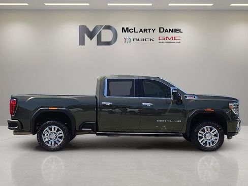 Used 2022 GMC Sierra 2500 Denali AWD/4WD image 6