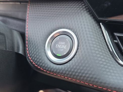 Used 2025 Chevrolet Equinox RS w/ Safety and Technology Package image 35