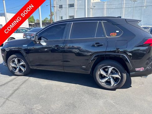 Used 2023 Toyota RAV4 SE w/ Weather & Moonroof Package AWD/4WD image 8
