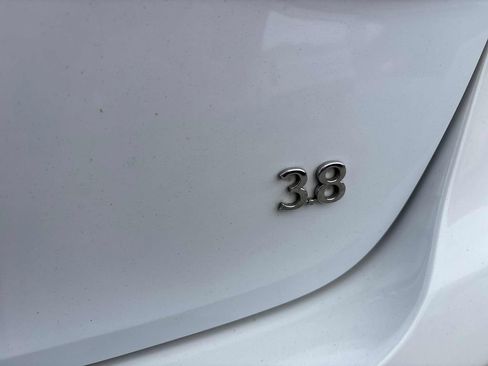 Used 2016 Hyundai Genesis 3.8 image 34