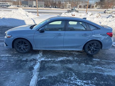 Certified 2022 Honda Civic Sport image 2