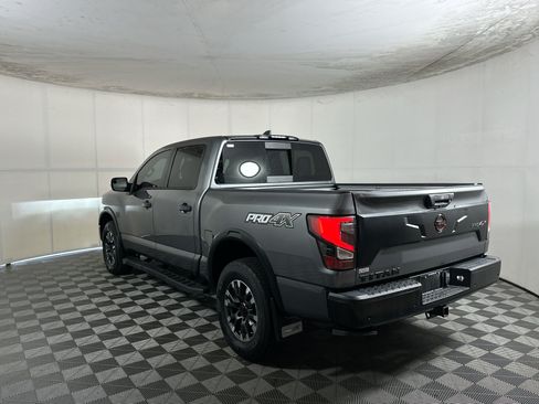 Used 2023 Nissan Titan PRO-4X w/ Pro-4x Convenience Package AWD/4WD image 5