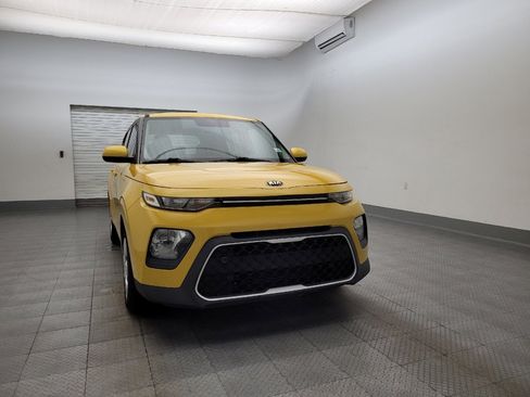 Used 2020 Kia Soul LX image 14